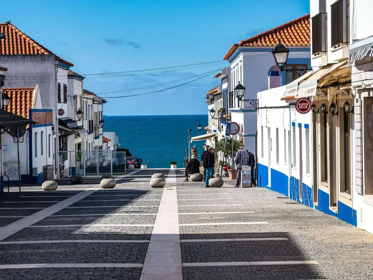 centro da vila de porto covo